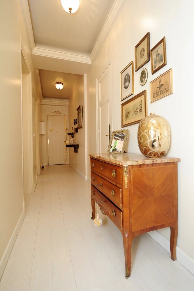 Property photo in Carre d'Or