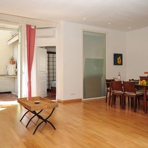 Property in Carre d'Or