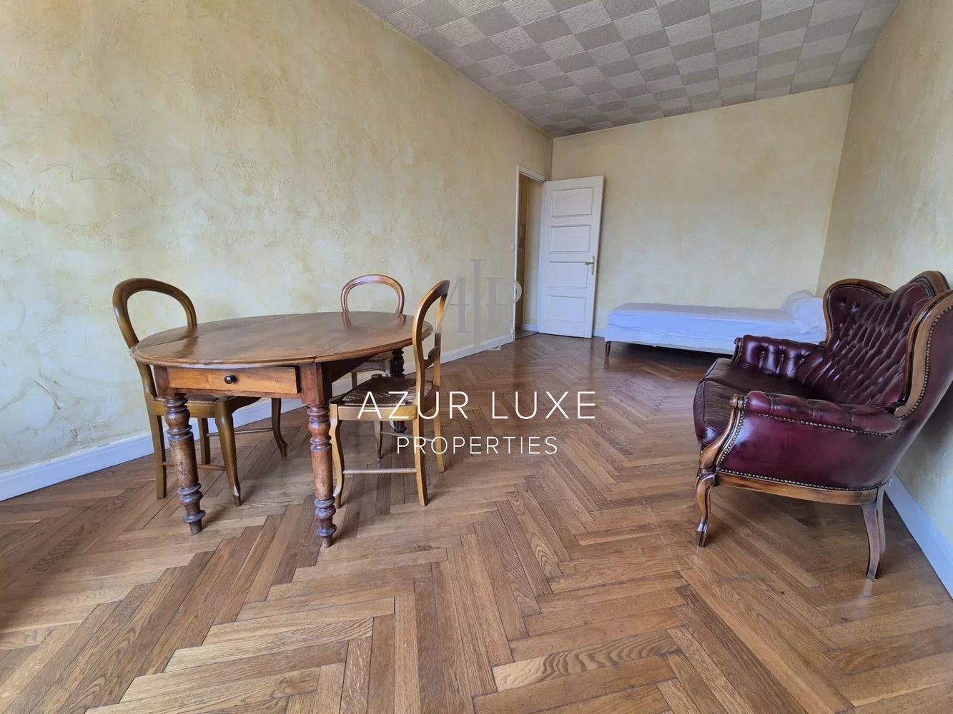 Property photo in Carre d'Or
