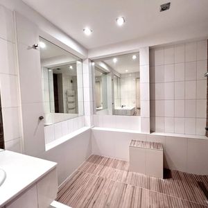 Property in Carre d'Or