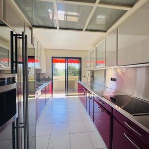 Property in Carre d'Or