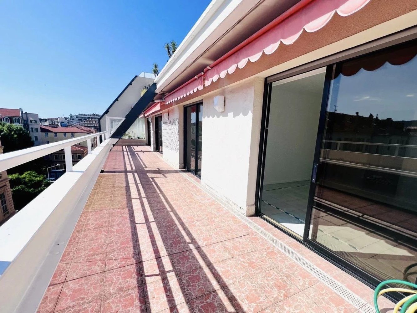 Property photo in Carre d'Or