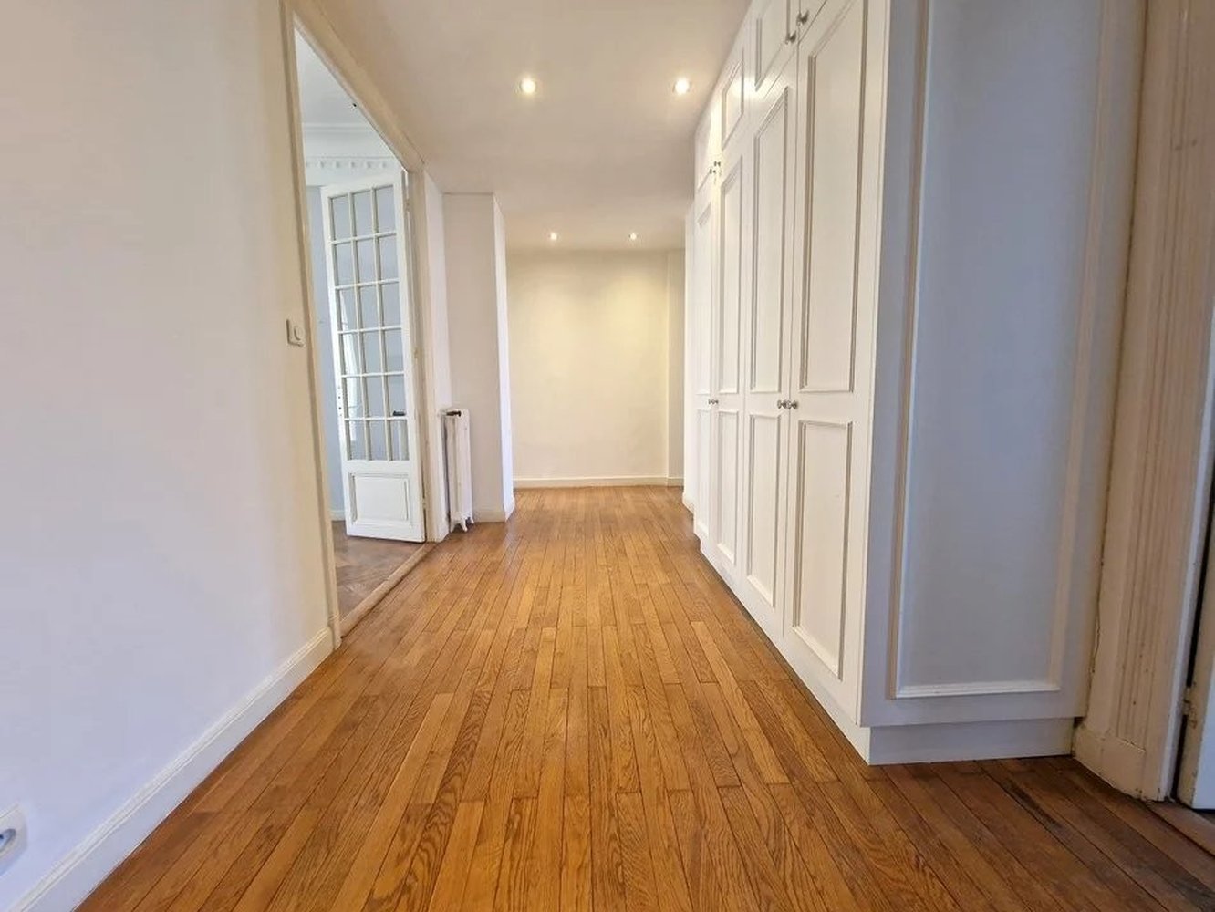 Property photo in Carre d'Or