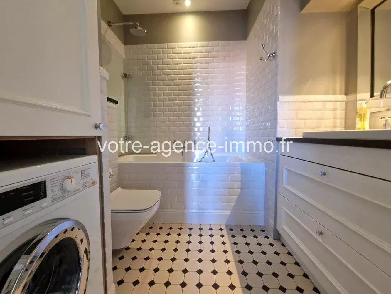 Property photo in Carre d'Or