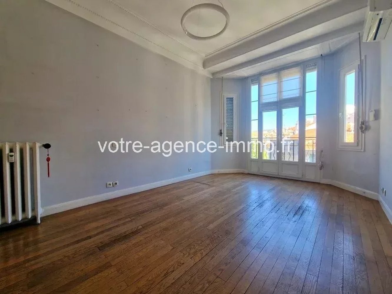 Property photo in Carre d'Or