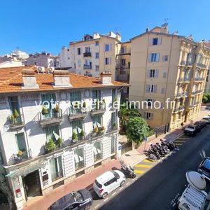 Property in Carre d'Or