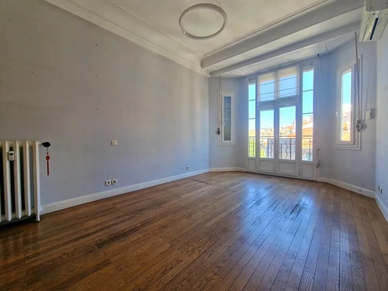 Property photo in Carre d'Or