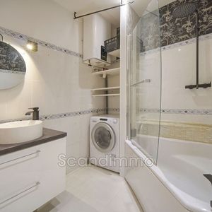 Property in Carre d'Or