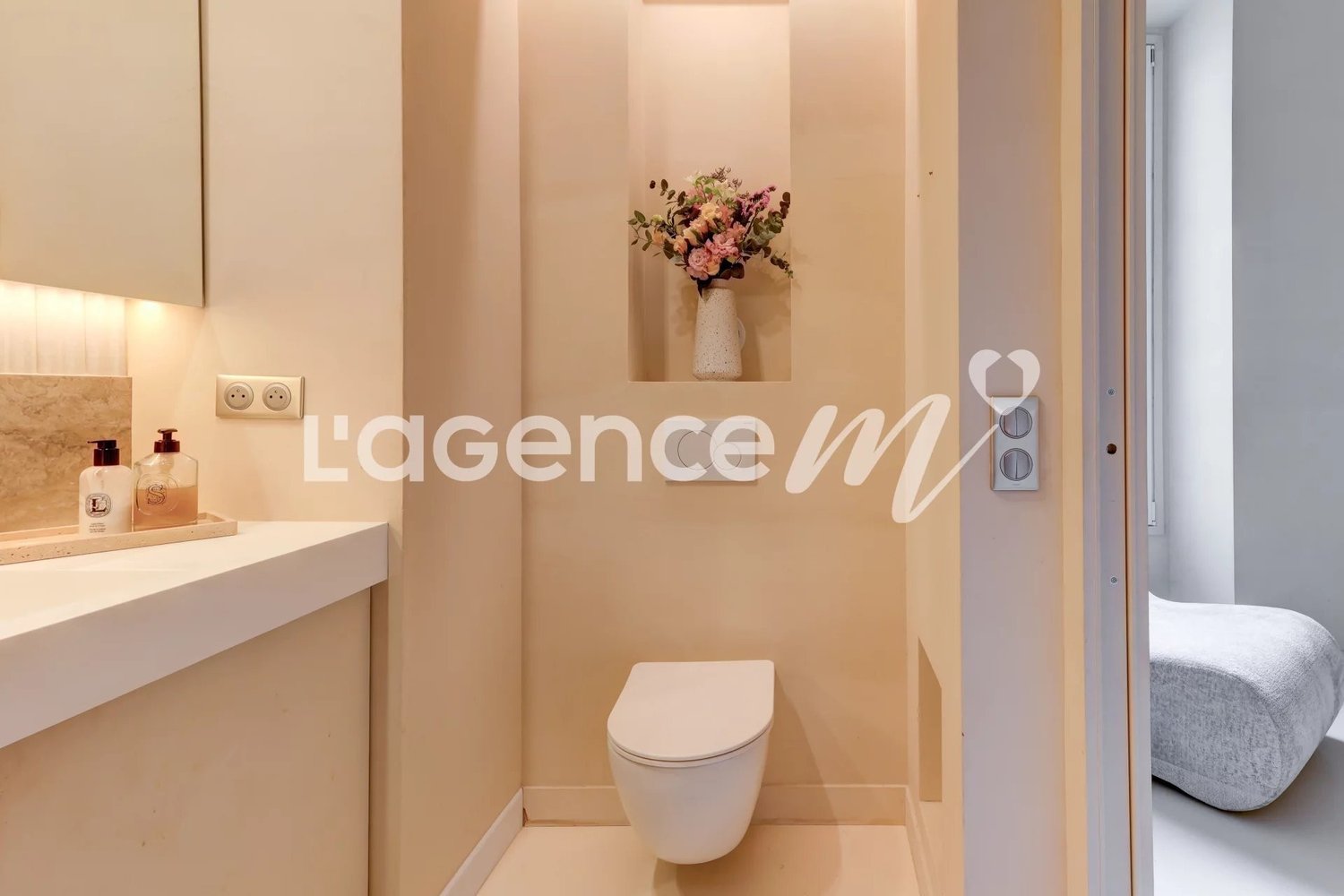 Property photo in Carre d'Or