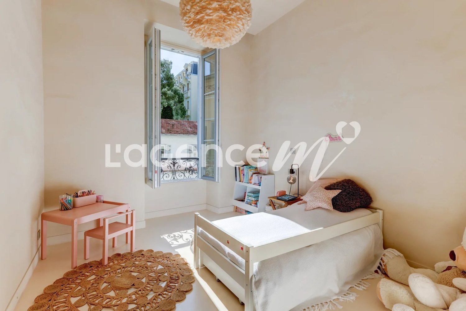 Property photo in Carre d'Or
