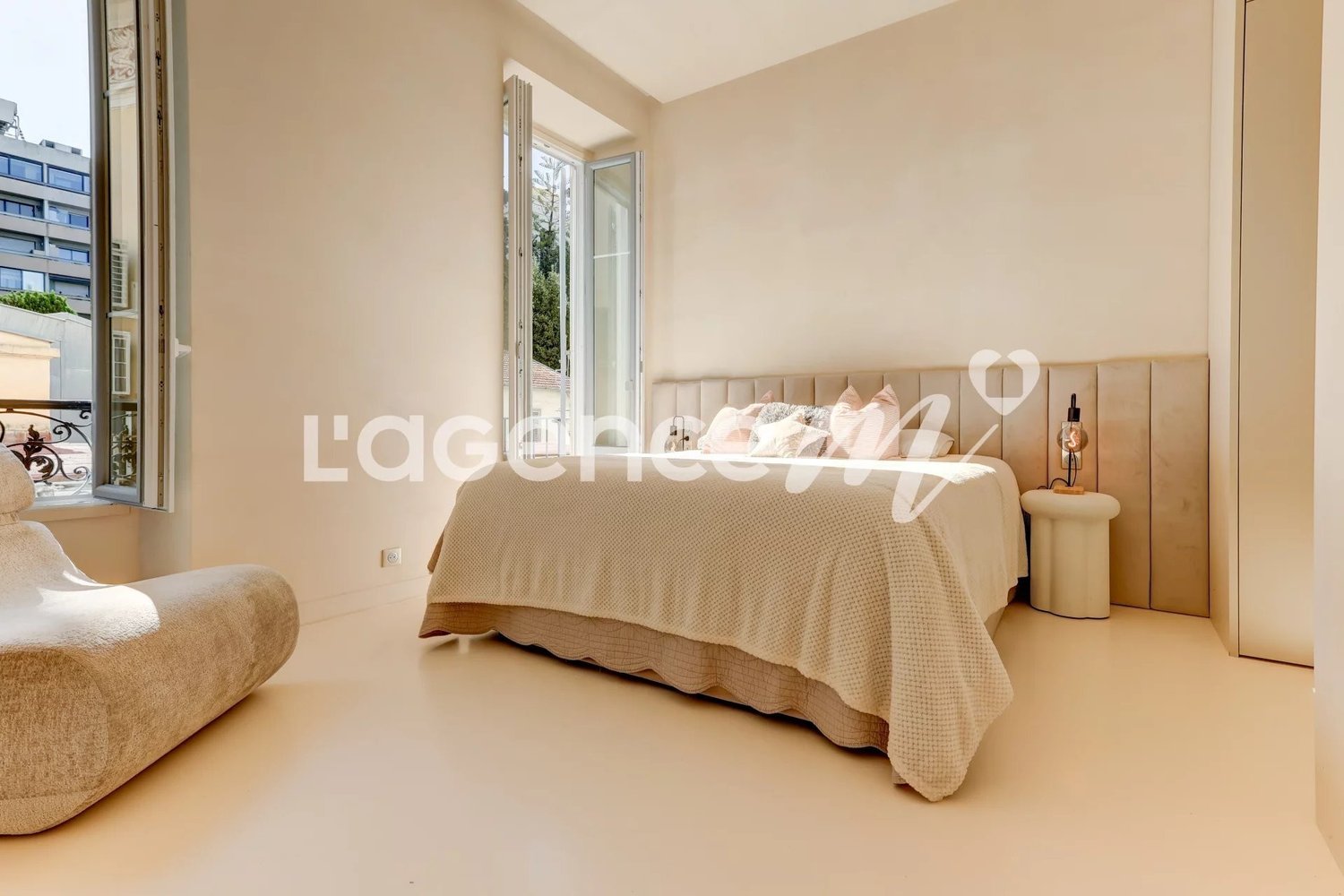 Property photo in Carre d'Or