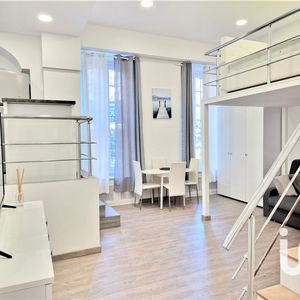 Property in Carre d'Or