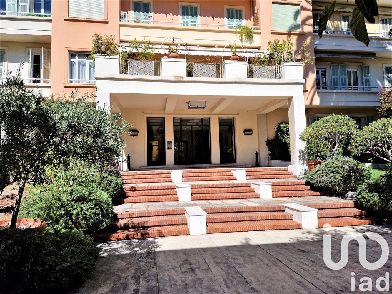 Property photo in Carre d'Or