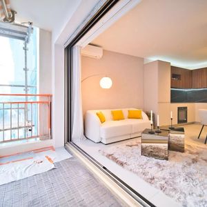 Property in Carre d'Or