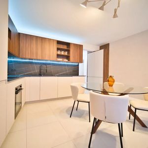 Property in Carre d'Or