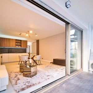 Property in Carre d'Or