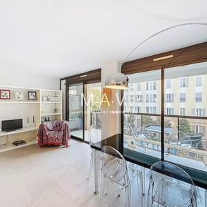 Property in Carre d'Or