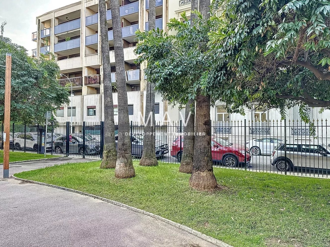 Property photo in Carre d'Or