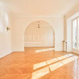 Property in Musicians Quarter