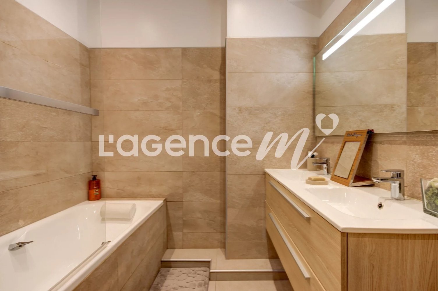 Property photo in Musicians Quarter