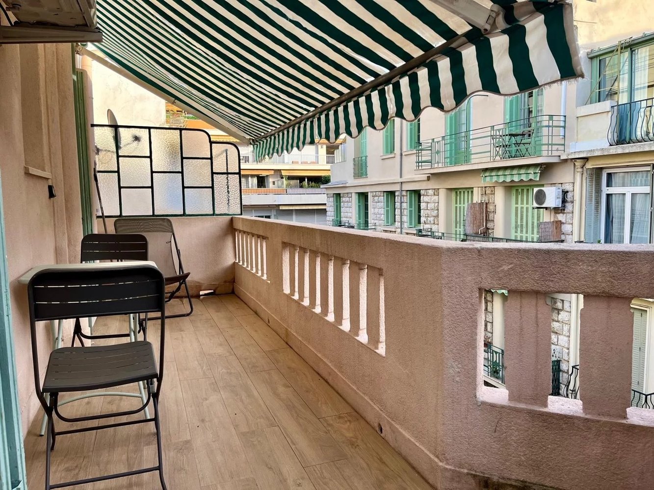 Property photo in Musicians Quarter