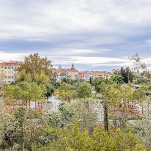 Property in Old Town