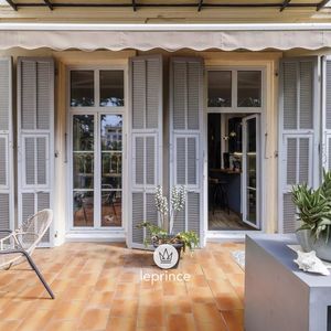 Property in Old Town