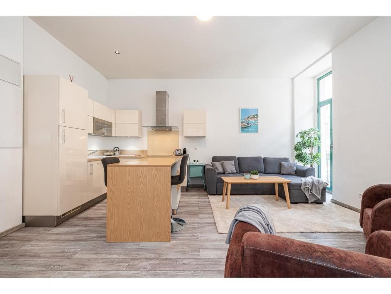 Property photo in Port