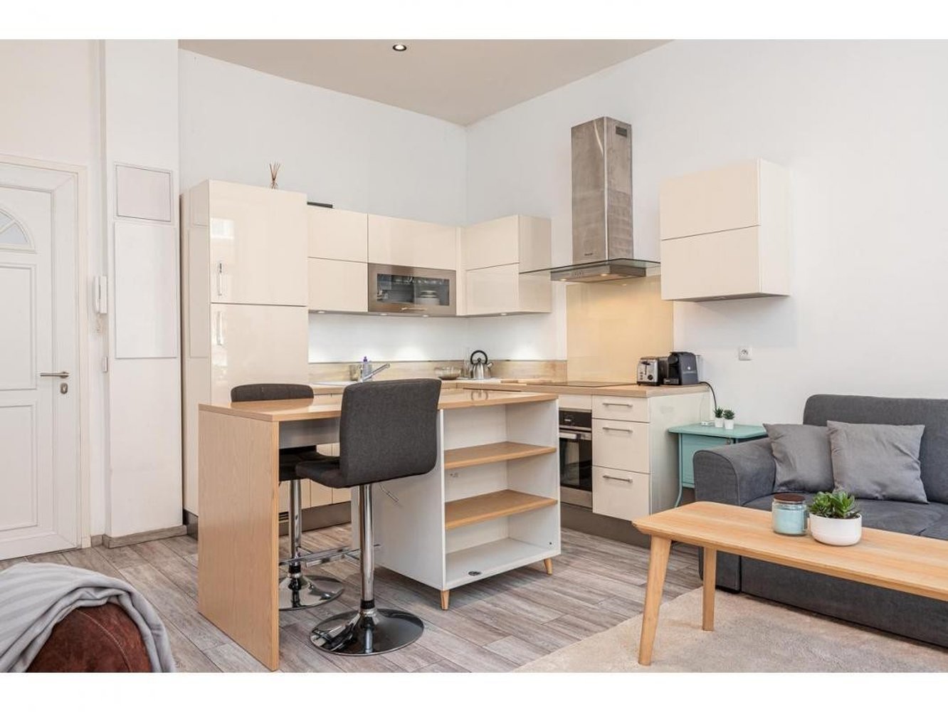 Property photo in Port