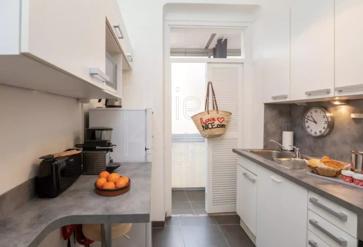 Property photo in Port