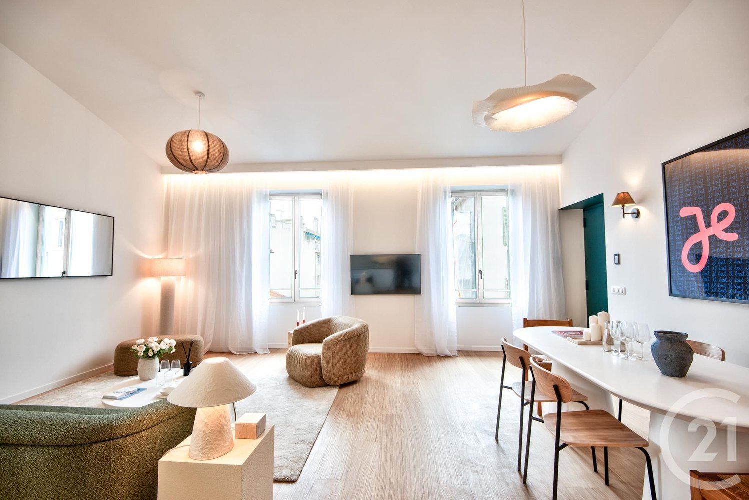 Property photo in Port