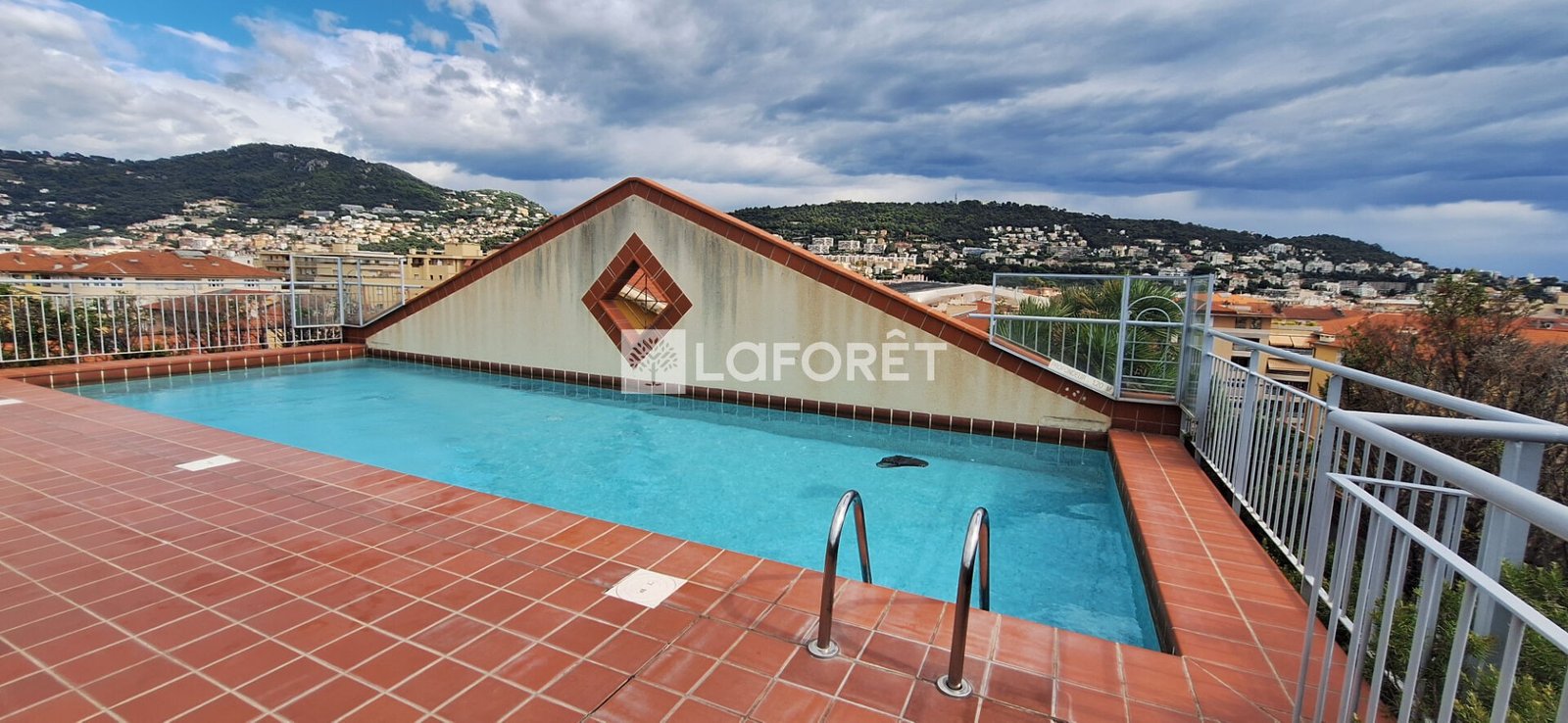 Property photo in Port