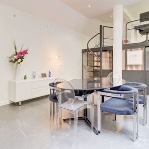 Property in Carre d'Argent