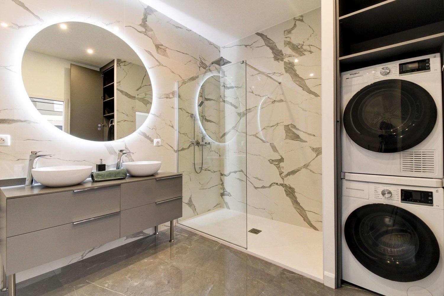 Property photo in Carre d'Argent