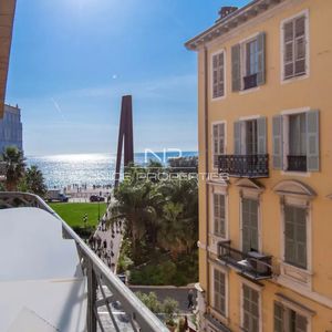 Property in Carre d'Argent