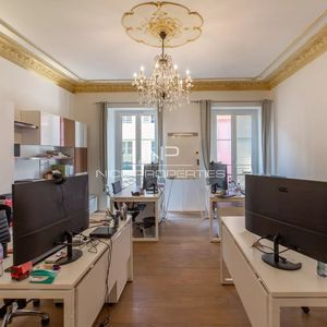 Property in Carre d'Argent