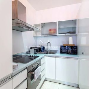 Property in Carre d'Argent