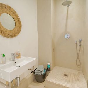 Property in Carre d'Argent