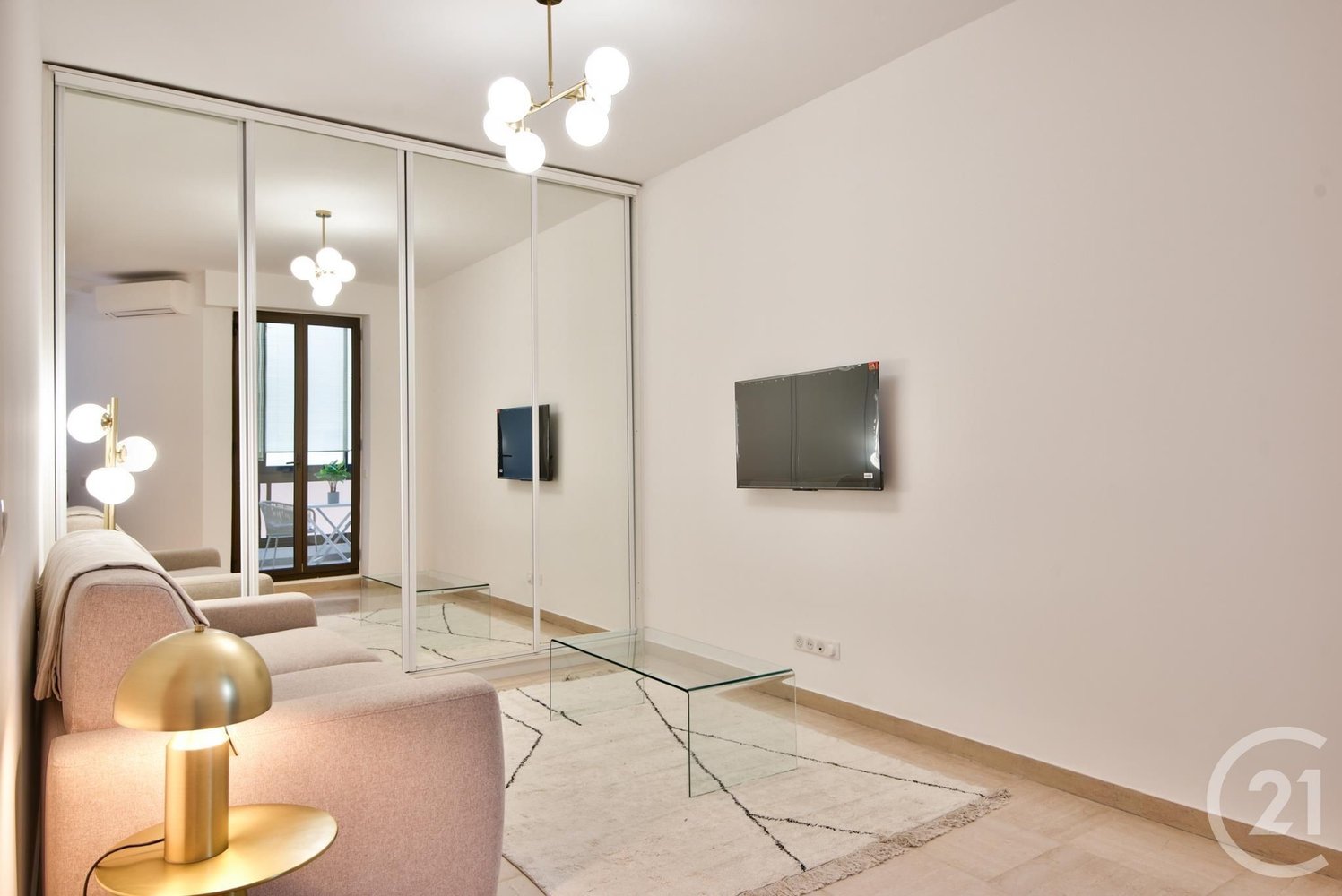 Property photo in Carre d'Argent