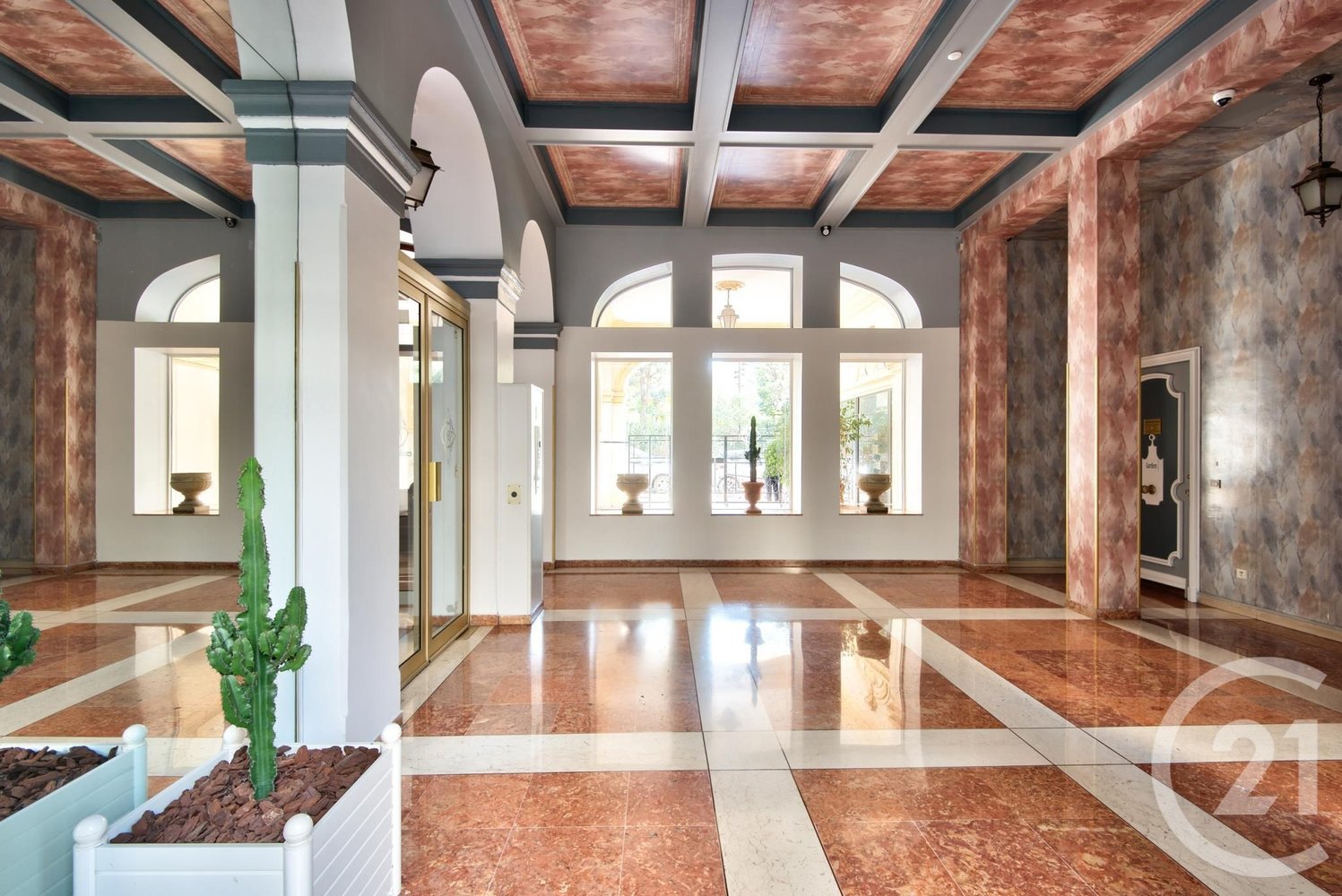 Property photo in Carre d'Argent