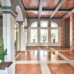 Property in Carre d'Argent