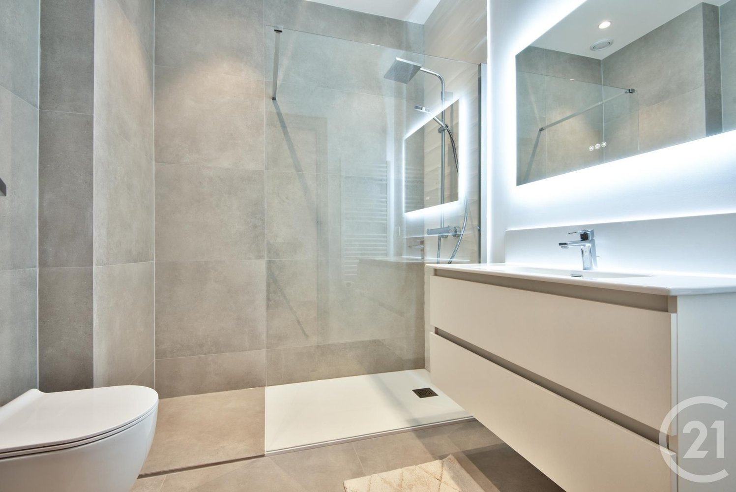 Property photo in Carre d'Argent