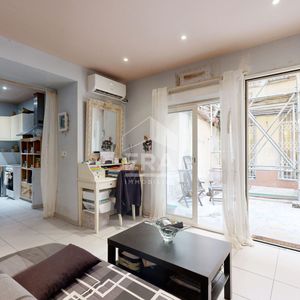 Property in Carre d'Argent