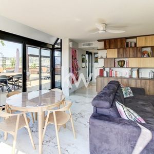 Property in Carre d'Argent