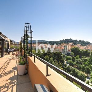 Property in Carre d'Argent