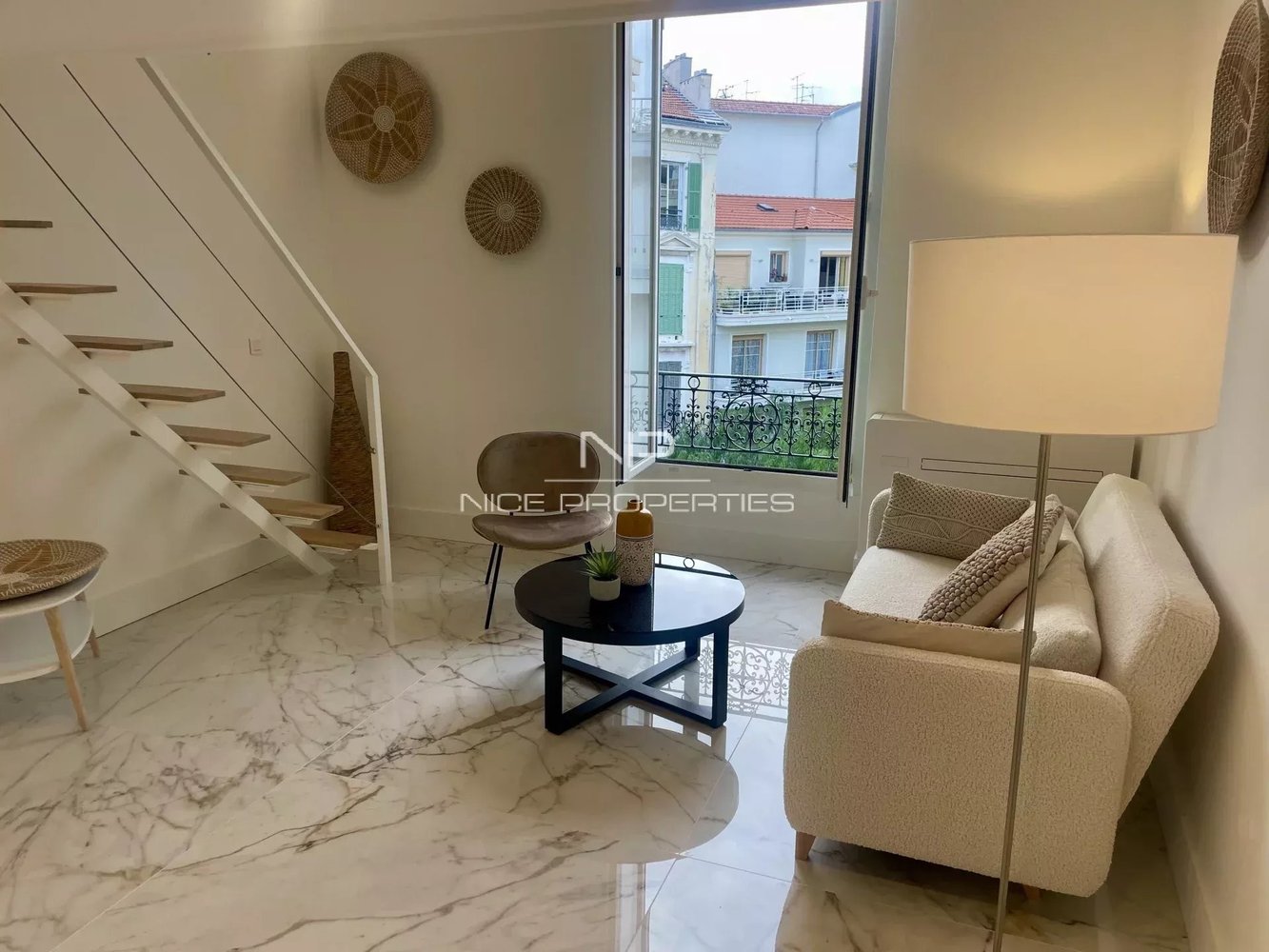 Property photo in Carre d'Argent