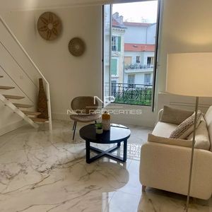 Property in Carre d'Argent