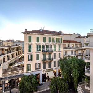 Property in Carre d'Argent