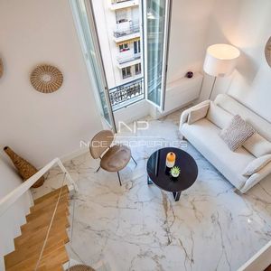 Property in Carre d'Argent