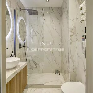 Property in Carre d'Argent